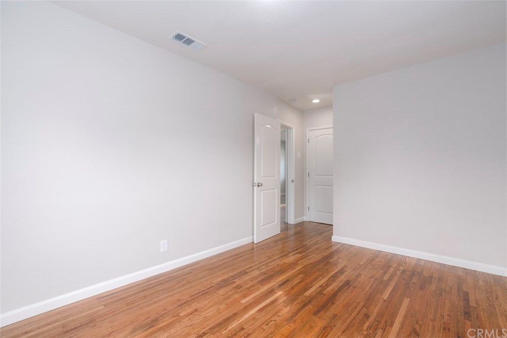 2412 Strong Avenue Commerce, CA 90040 - Photo 22 of 32