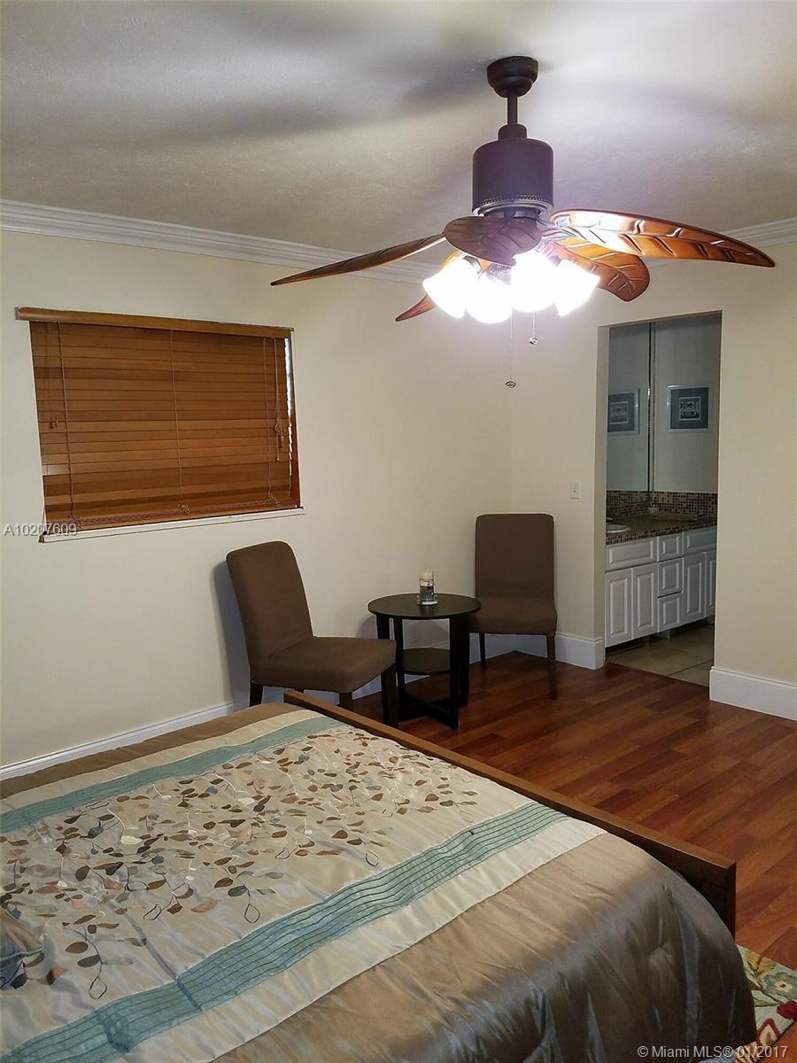 4701 Southwest 188th Avenue Southwest Ranches, FL 33332 - Photo 27 of 31 Gallery Image 27