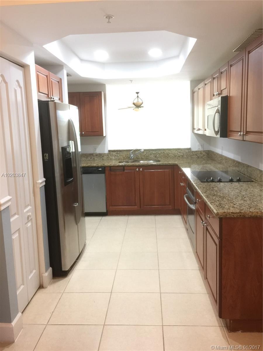 7640 Southwest 102nd Street, Unit 308 Pinecrest, FL 33156 - Photo 2 of 25