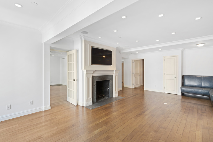 35 East 63rd Street, Unit 4B Manhattan, NY 10065 - Photo 2 of 8