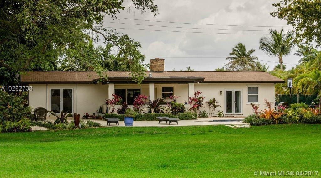 241 Southwest 129th Avenue Miami, FL 33184 - Photo 2 of 18