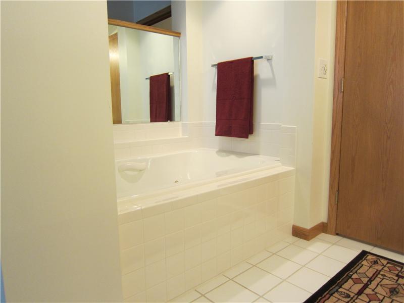 5127 Summit View Hidden Valley, PA 15502 - Photo 12 of 15