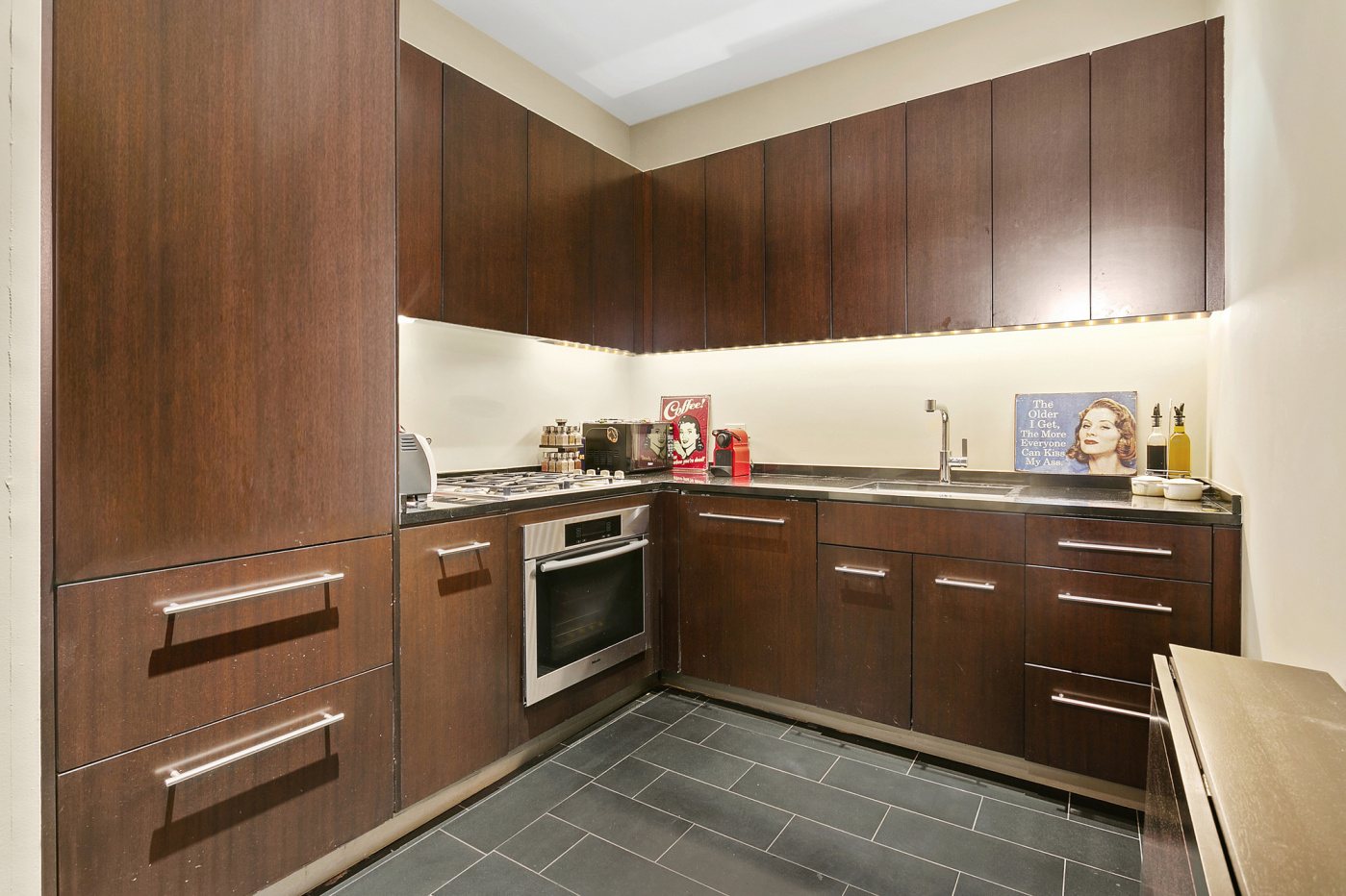 40 Broad Street, Unit 24F Manhattan, NY 10004 - Photo 2 of 8