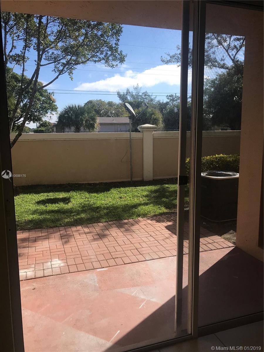 3614 Oleander Terrace Riviera Beach, FL 33404 - Photo 4 of 23 Gallery Image 4