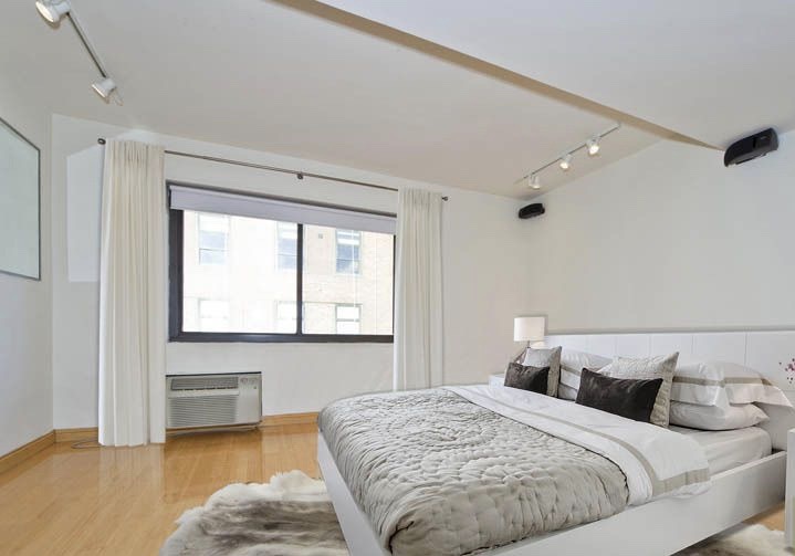 85 8th Avenue, Unit 6J Manhattan, NY 10011 - Photo 2 of 9