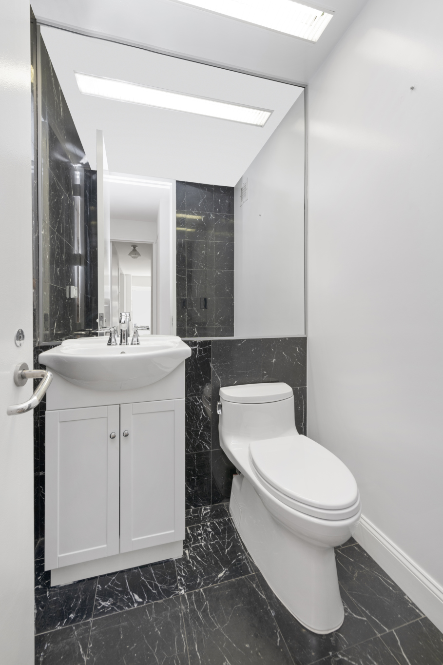 415 East 54th Street, Unit 8C Manhattan, NY 10022 - Photo 6 of 22