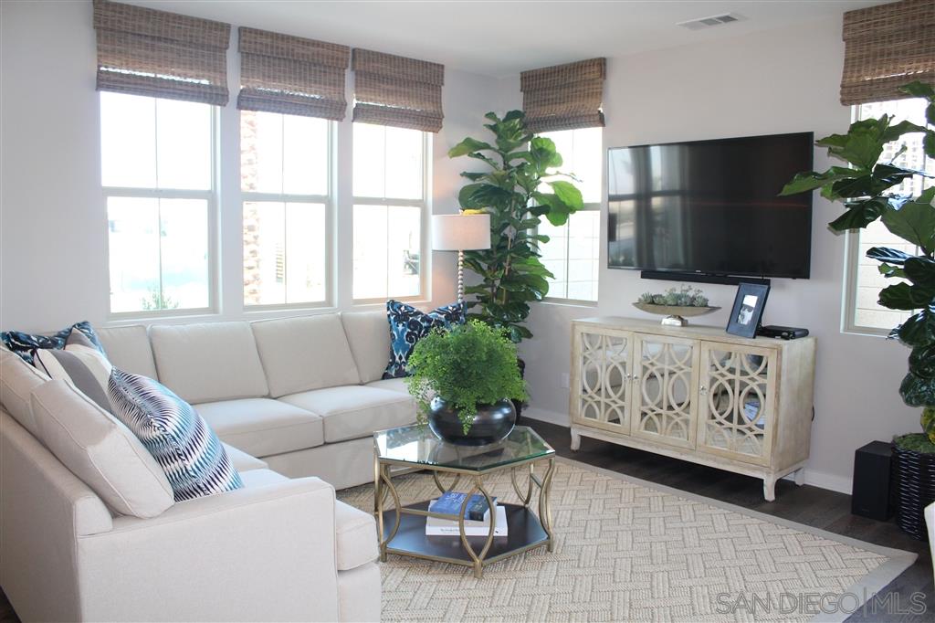 2097 Tango Loop, Unit 2 Chula Vista, CA 91915 - Photo 5 of 20