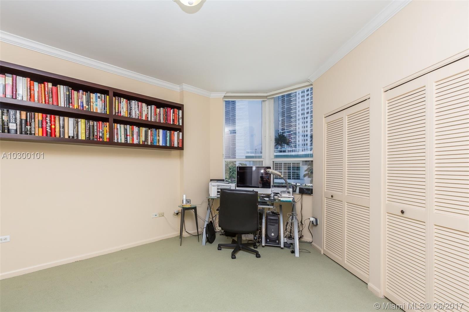 888 Brickell Key Drive, Unit 500 Miami, FL 33131 - Photo 13 of 28