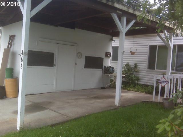 466 Southwest Boston Way Beaverton, OR 97006 - Photo 2 of 11 Gallery Image 2