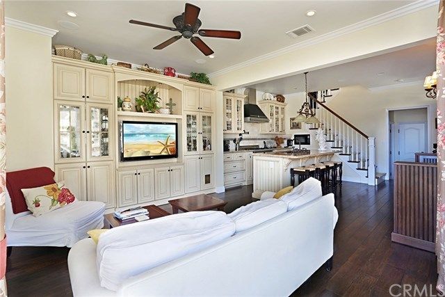 $2,395,000 | 201 Crystal Avenue, Newport Beach, CA 92662