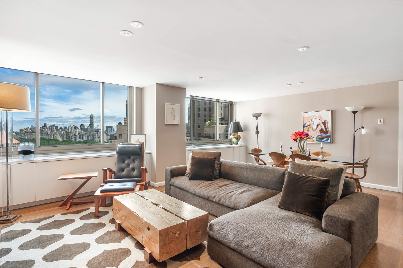 30 West 63rd Street, Unit 21S Manhattan, NY 10023 - Photo 2 of 12