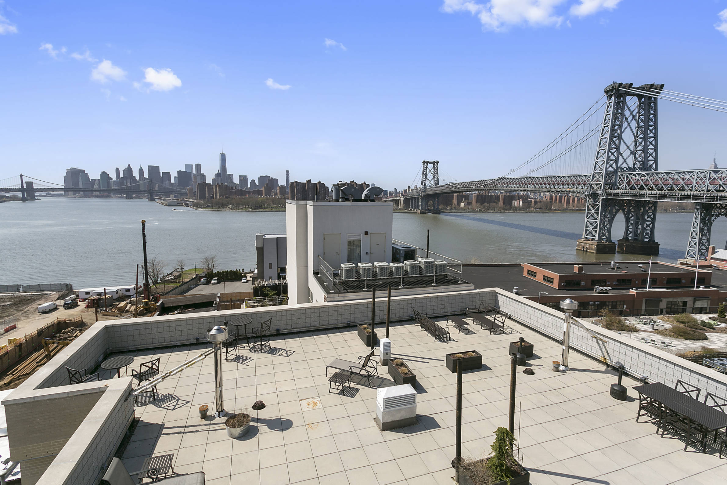 26 Broadway, Unit 304 Brooklyn, NY 11249 - Photo 2 of 7