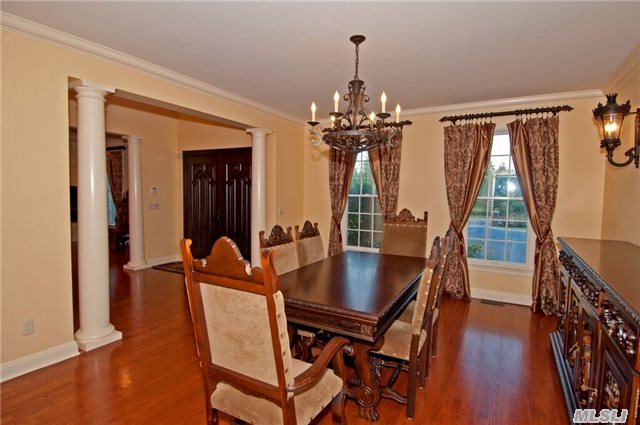 4 Legends Circle Melville, NY 11747 - Photo 9 of 20