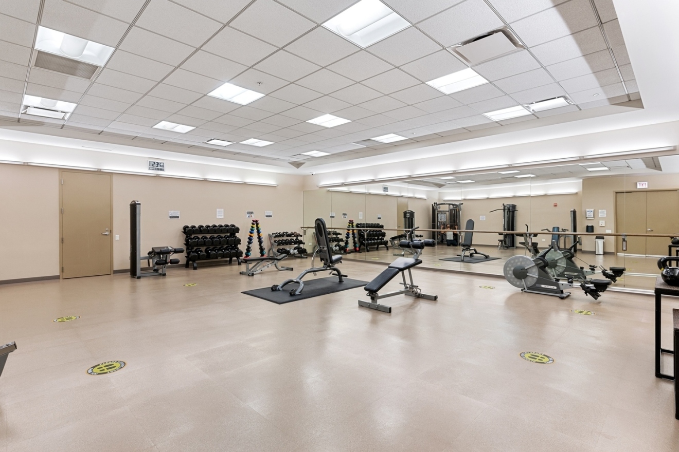 240 E Illinois St, Chicago, IL 60611 - Photo 12 of 32