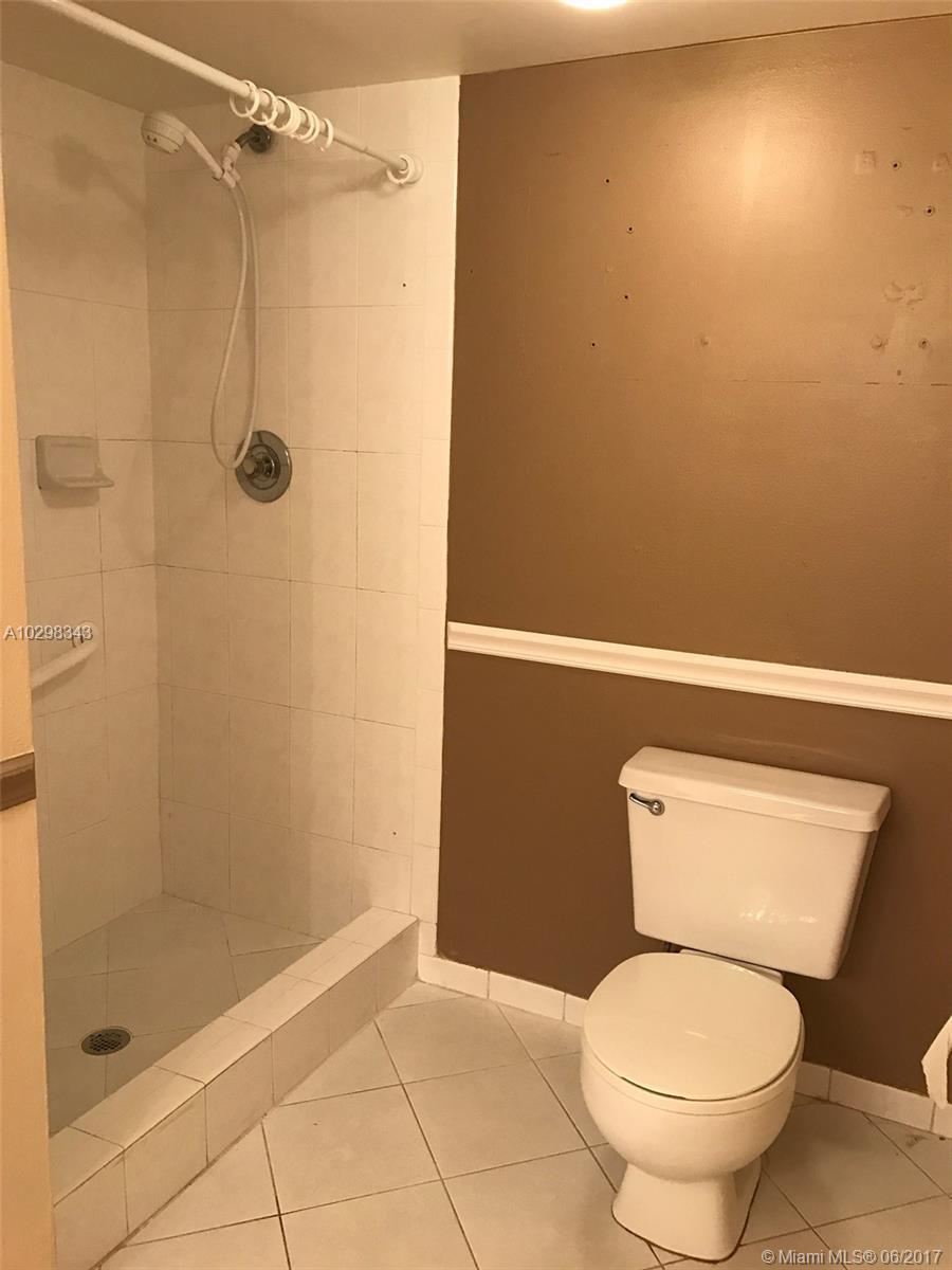 9736 West McNab Road, Unit 110 Tamarac, FL 33321 - Photo 15 of 27 Gallery Image 15
