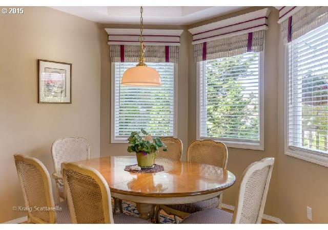 13647 Southwest Alpine View Tigard, OR 97224 - Photo 7 of 16 Gallery Image 7