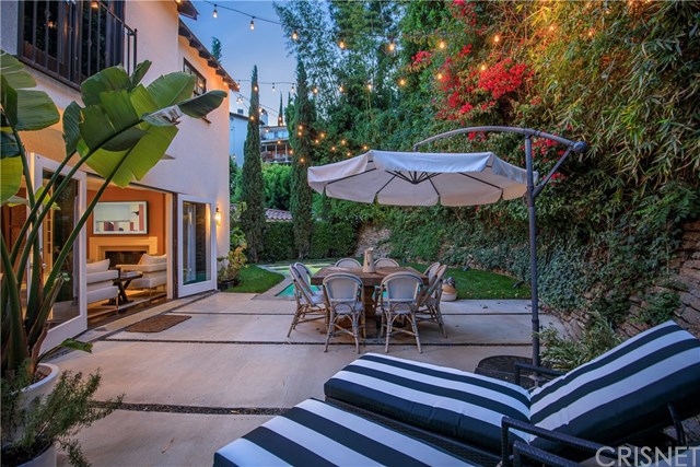 8809 Evanview Drive Los Angeles, CA 90069 - Photo 39 of 46