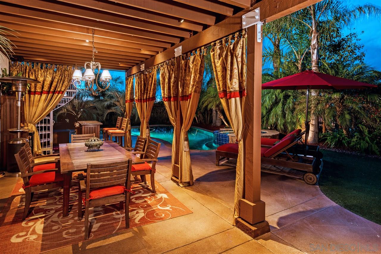 1206 Plum Tree Road Carlsbad, CA 92011 - Photo 22 of 25