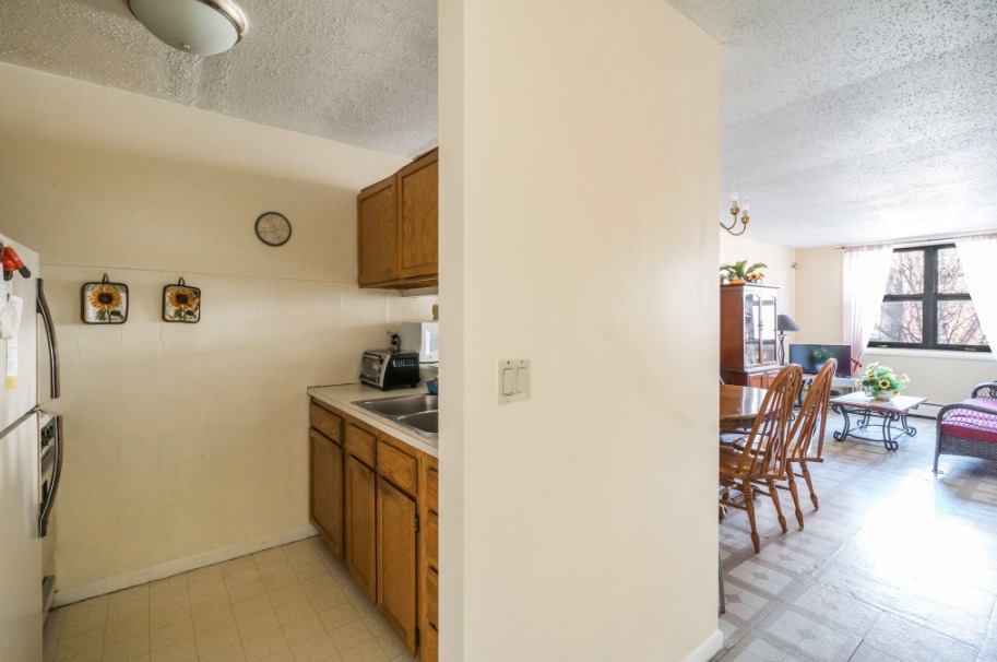 152 South 8th Street, Unit 29C Brooklyn, NY 11211 - Photo 3 of 8