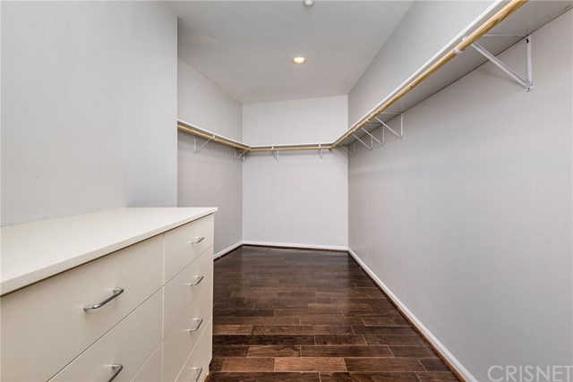 14839 Round Valley Drive Sherman Oaks, CA 91403 - Photo 22 of 43 Master Closet #2