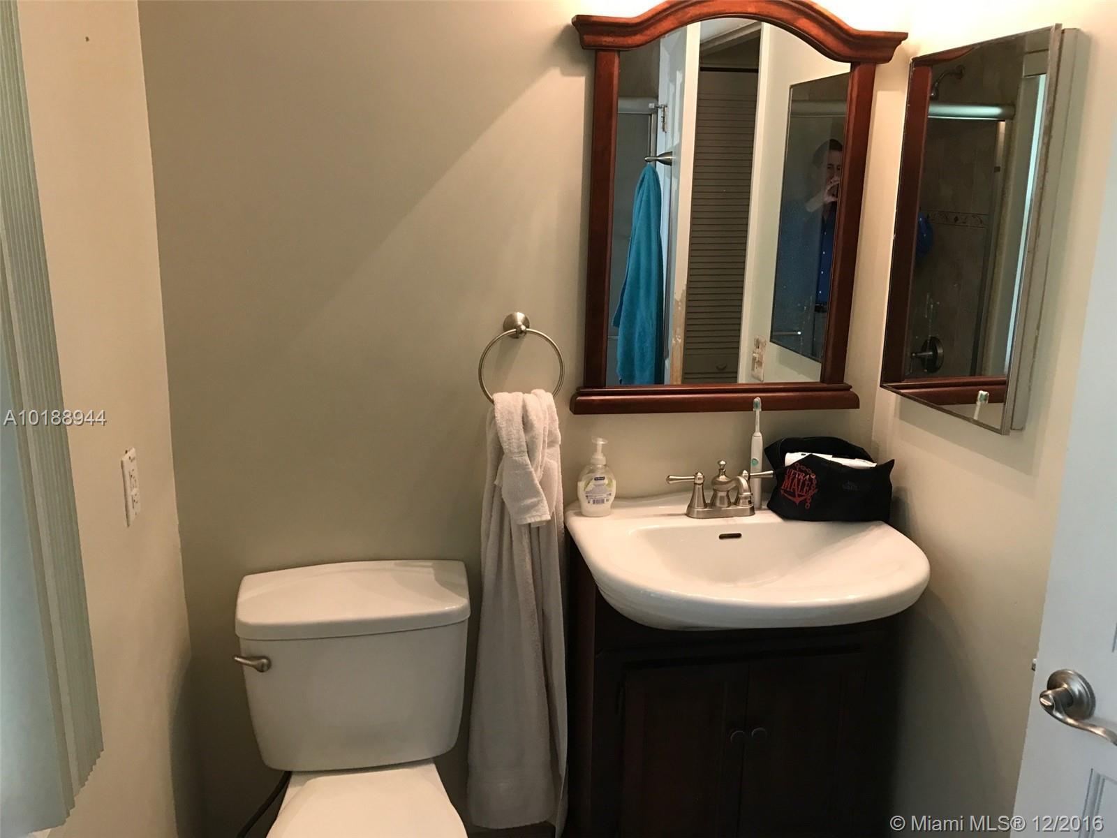 3601 Douglas Road Miami, FL 33133 - Photo 20 of 35