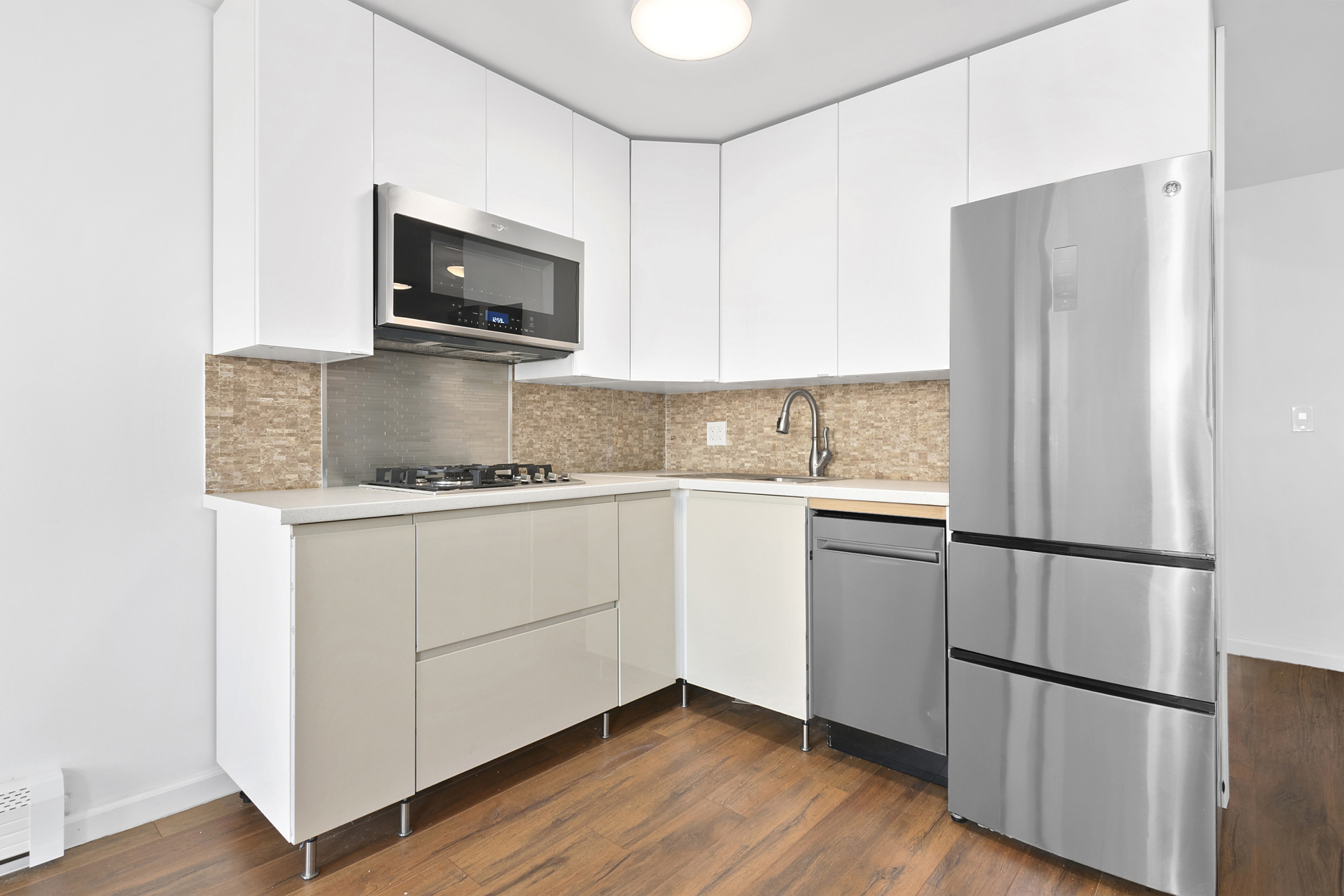 224 1st Avenue, Unit 5A Manhattan, NY 10009 - Photo 3 of 6