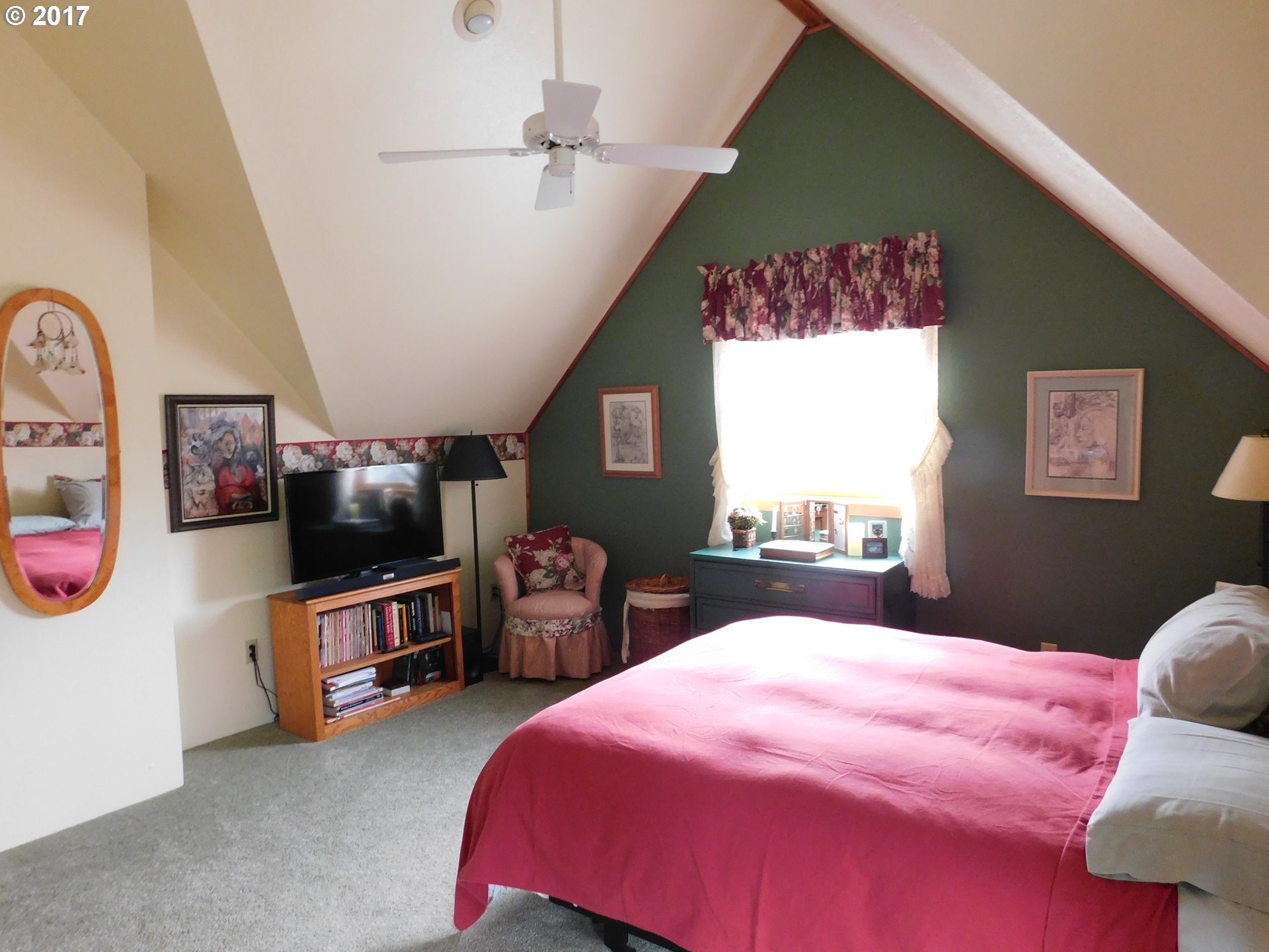 6674 Roberts Creek Road Roseburg, OR 97470 - Photo 14 of 29 Gallery Image 14