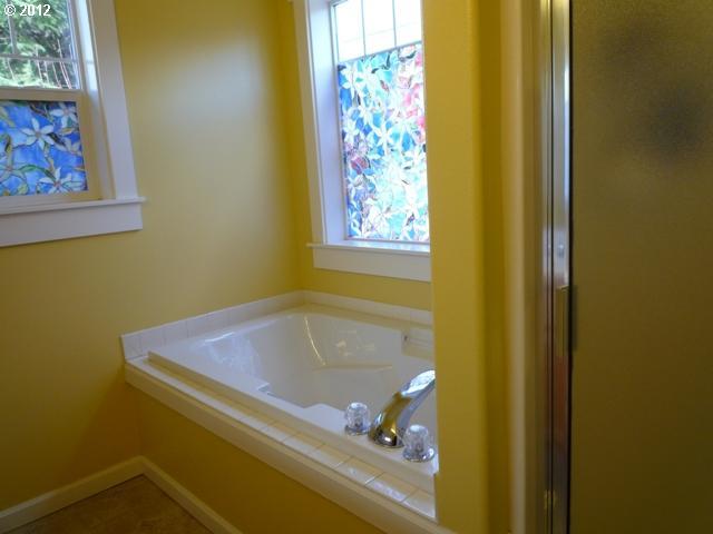 1296 Southeast Stapleton Loop Gresham, OR 97080 - Photo 14 of 16 Gallery Image 14