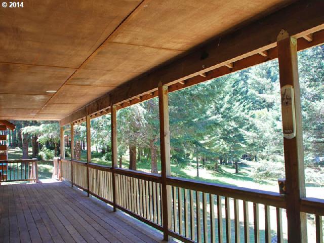 1036 Winchuck River Road Brookings, OR 97415 - Photo 13 of 16 Gallery Image 13
