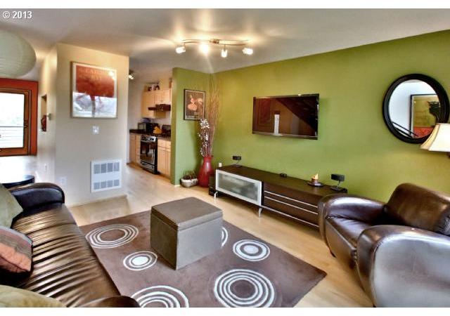5822 Northeast Center Commons Way Portland, OR 97213 - Photo 2 of 16 Gallery Image 2