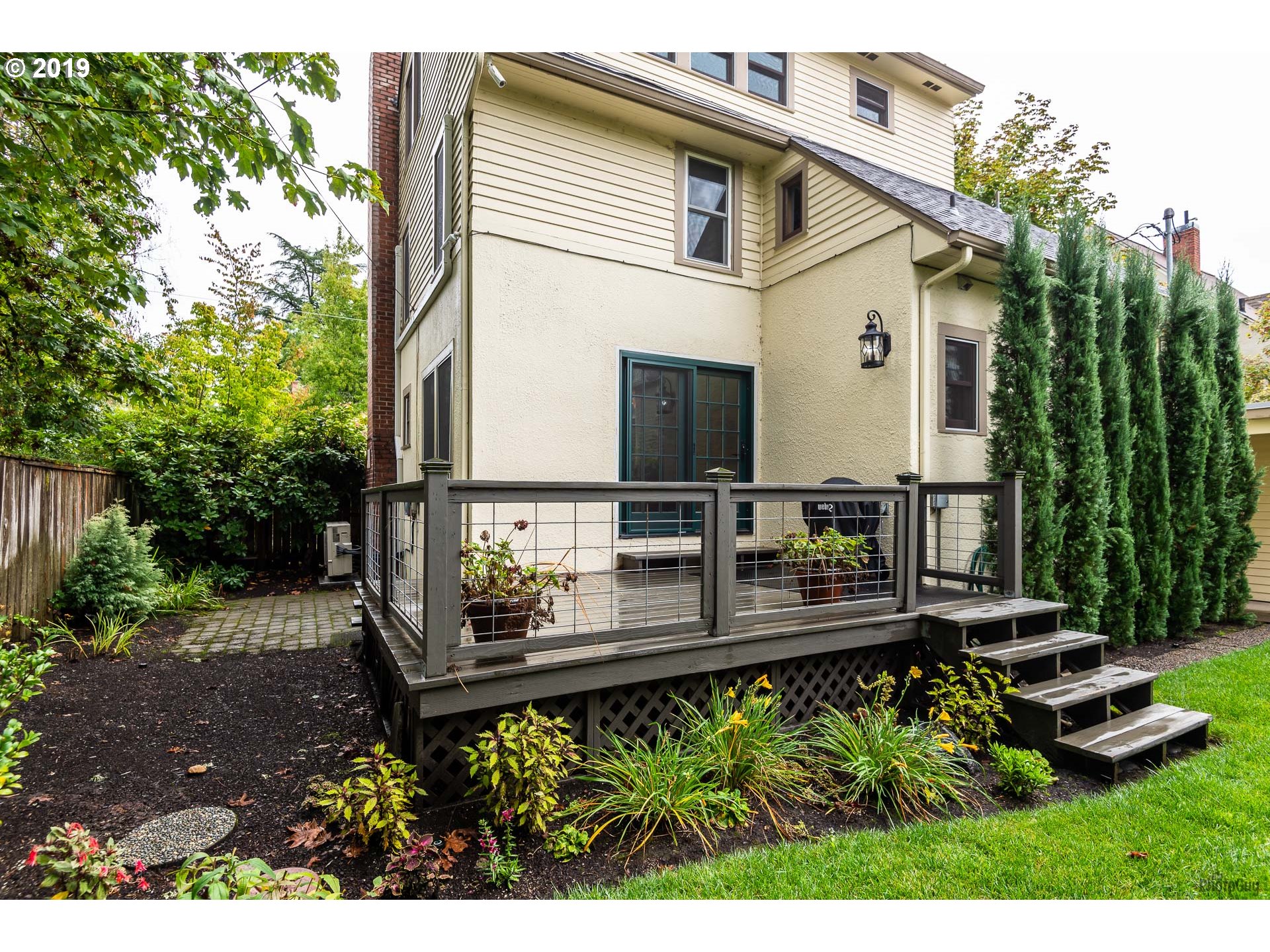 2170 Alder Street Eugene, OR 97405 - Photo 19 of 25