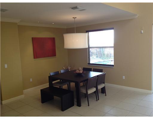 West Kendall Miami, FL 33193 - Photo 11 of 18