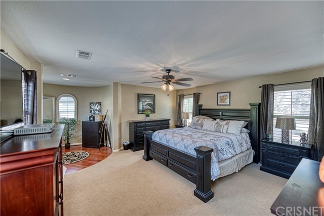 25935 Royal Oaks Road Stevenson Ranch, CA 91381 - Photo 30 of 63