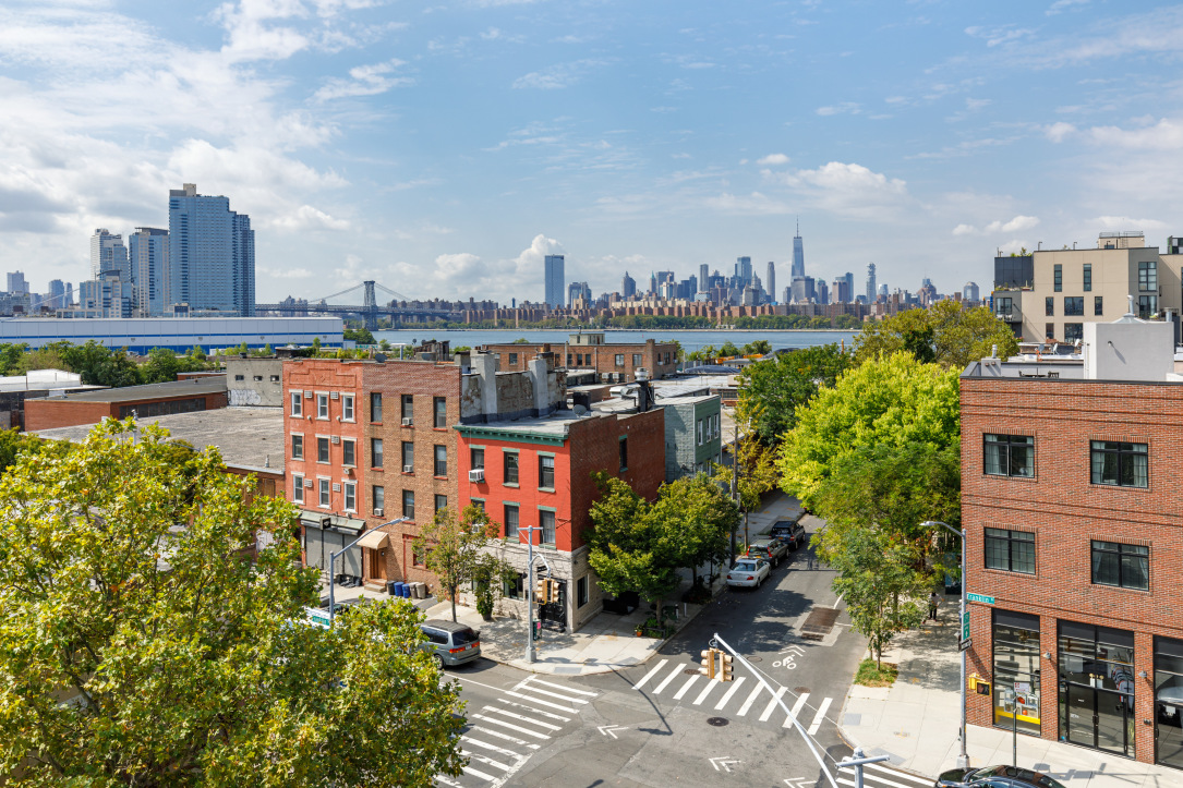 76 Franklin Street, Unit 4L Brooklyn, NY 11222 - Photo 7 of 9