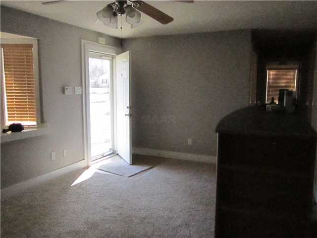 7867 Nimitz Road Millington, TN 38053 - Photo 6 of 10 Living room looking from the kitchen