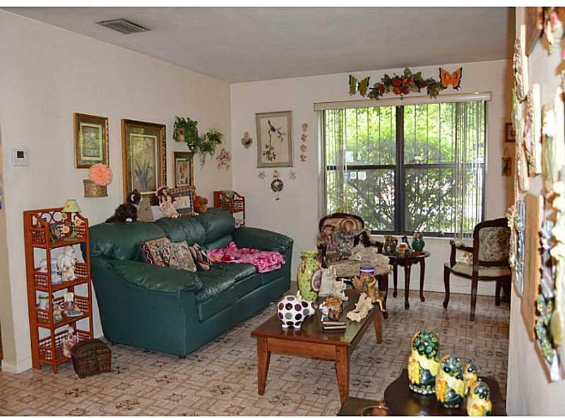 1243 West 77th Street Hialeah, FL 33014 - Photo 3 of 4