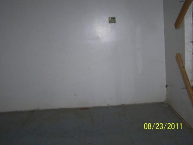 402 Decatur Street Bakersfield, CA 93308 - Photo 11 of 12 Gallery Image 11