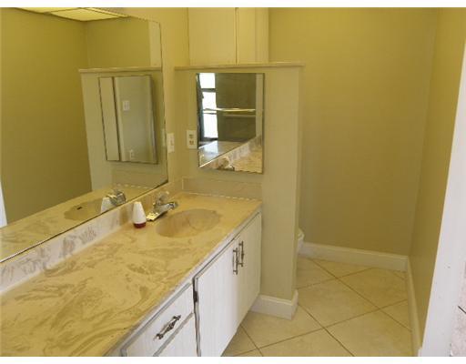 9273 Southwest 8th Street, Unit 2230 Boca Raton, FL 33428 - Photo 12 of 16