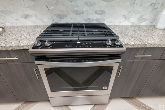 249 Morro Way Simi Valley, CA 93065 - Photo 7 of 27