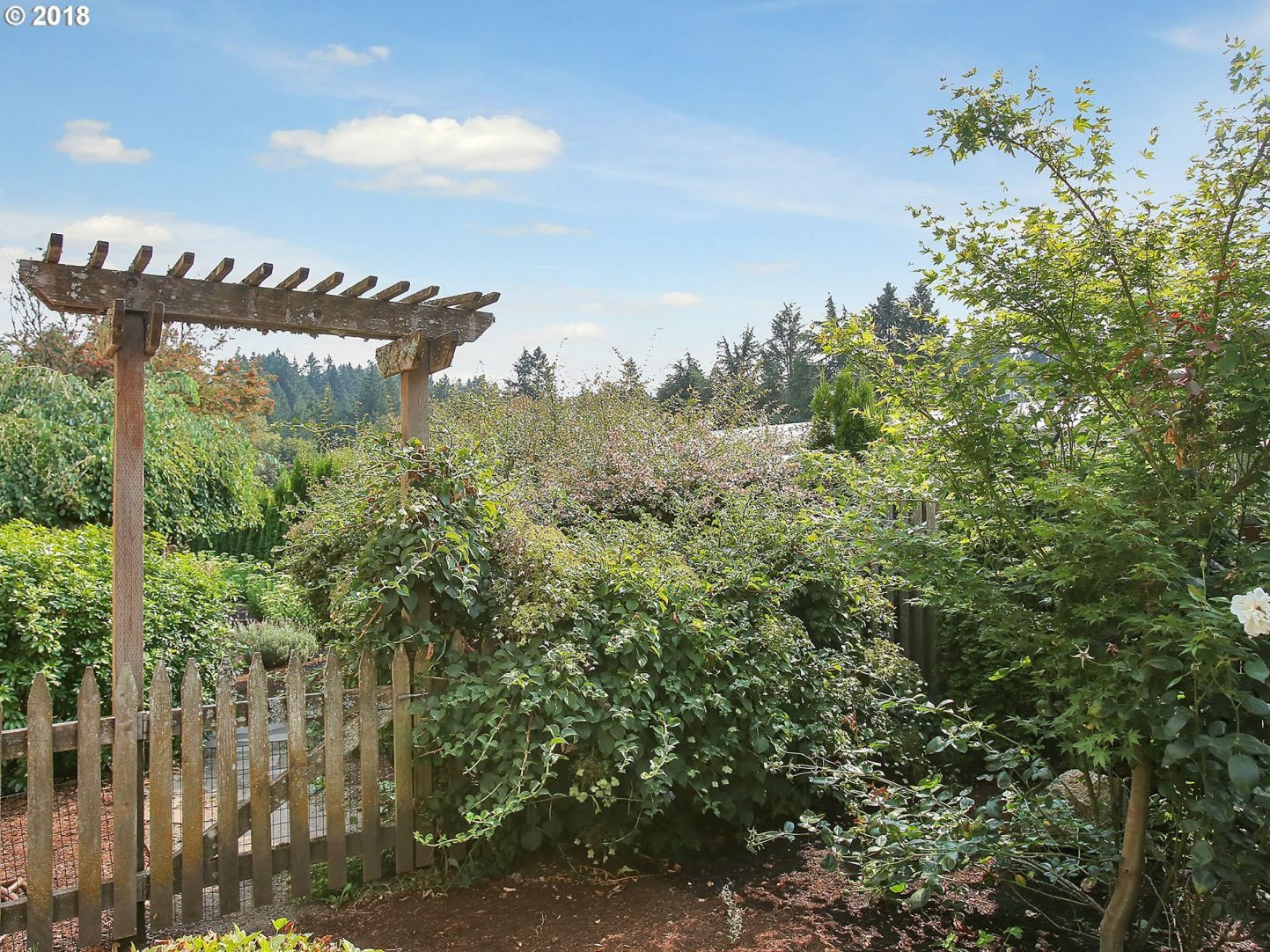 2450 Buckman Road West Linn, OR 97068 - Photo 25 of 26 Gallery Image 25