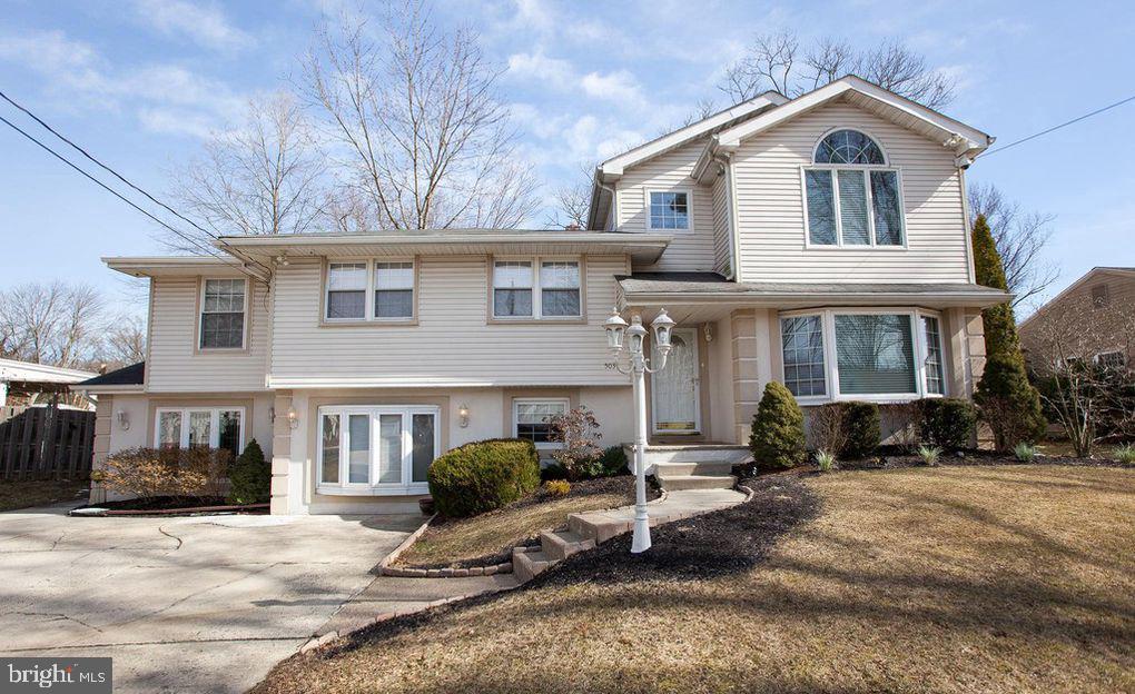 503 Lee Ann Road Cherry Hill, NJ 08034 - Photo 2 of 49 Gallery Image 2