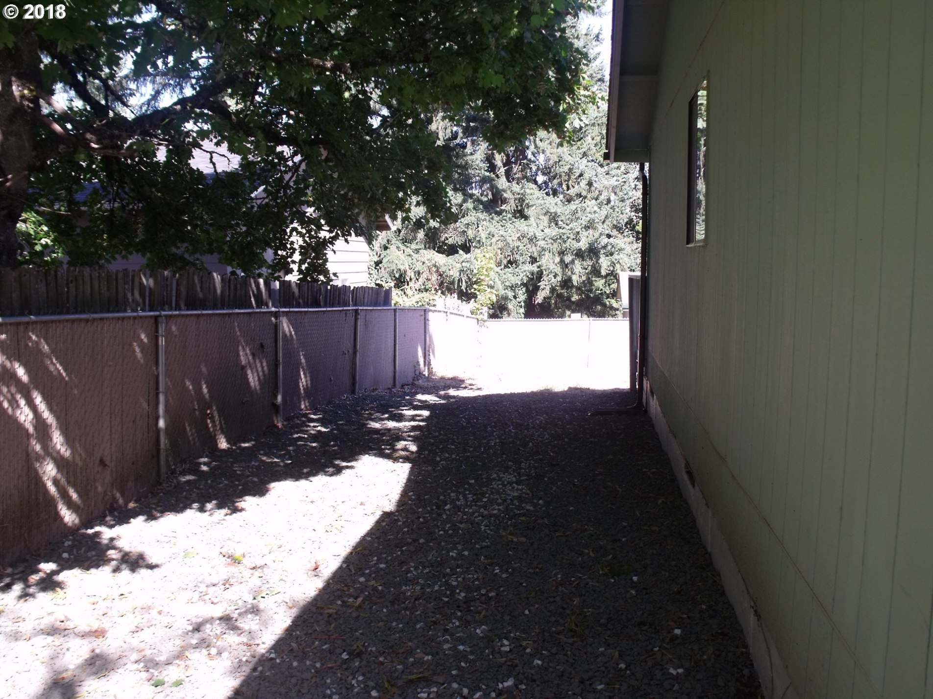 220 South 70th Place Springfield, OR 97478 - Photo 12 of 29