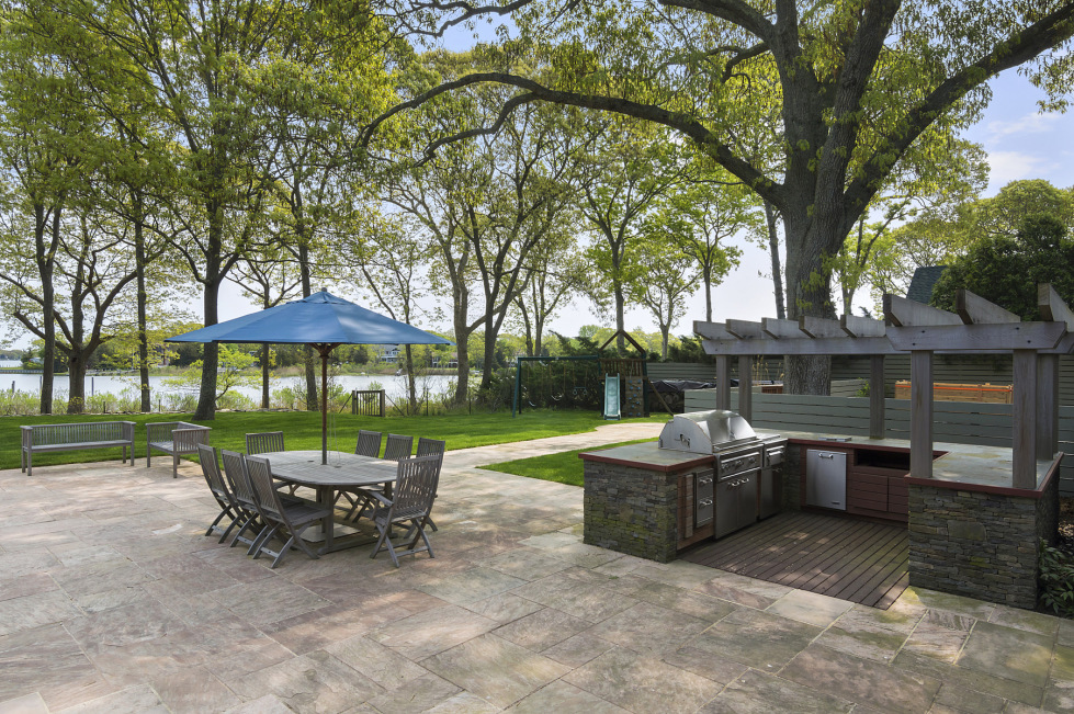 Sag Harbor Sag Harbor, NY 11963 - Photo 4 of 15