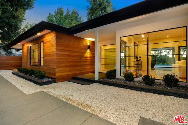 2501 Roscomare Road Los Angeles, CA 90077 - Photo 2 of 43