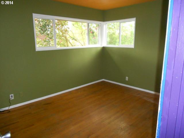 5241 Southwest Nebraska Street Portland, OR 97221 - Photo 8 of 11 Gallery Image 8