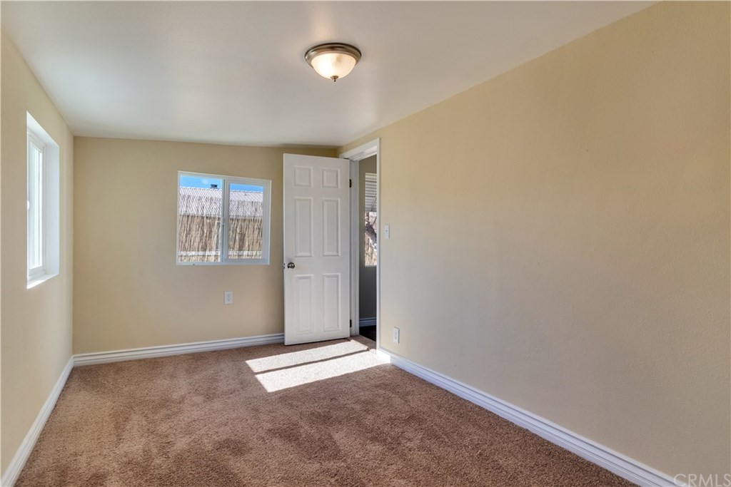 15943 Pine Street Hesperia, CA 92345 - Photo 18 of 21