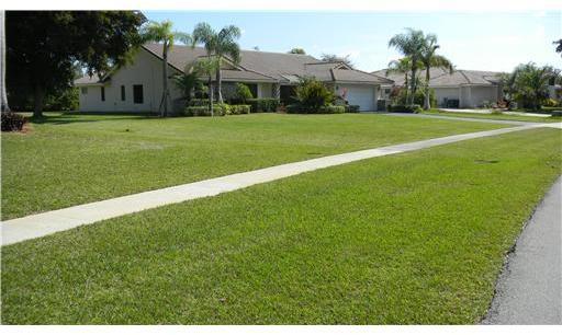21274 North Sweetwater Lane Boca Raton, FL 33428 - Photo 2 of 2
