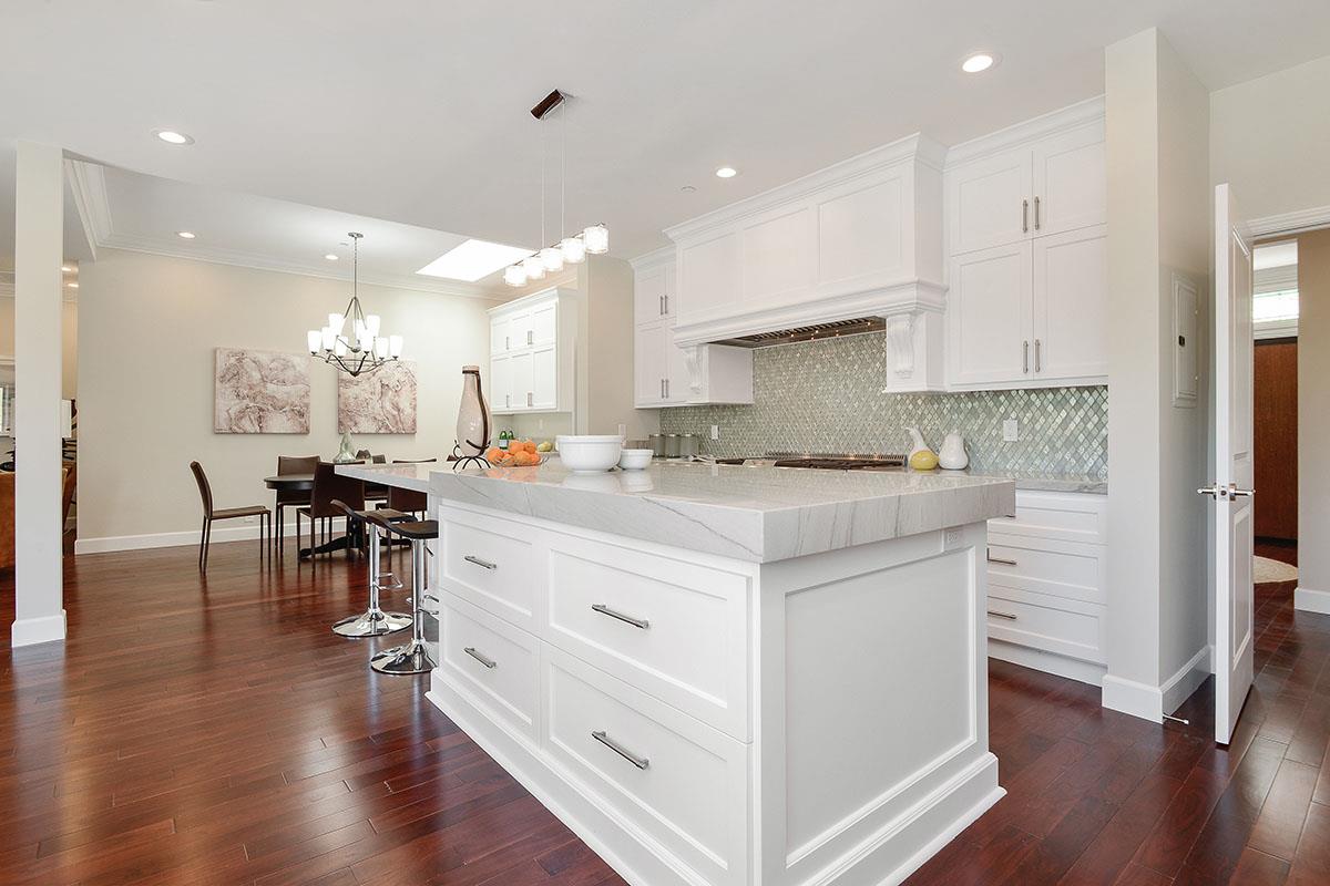 760 Darrell Road Hillsborough, CA 94010 - Photo 22 of 98