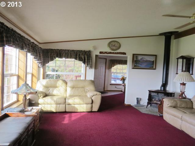 2110 Green Mountain Road Kalama, WA 98625 - Photo 4 of 16 Gallery Image 4