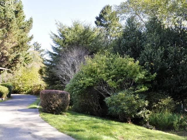 1364 Hampton Road Brookings, OR 97415 - Photo 14 of 16 Gallery Image 14